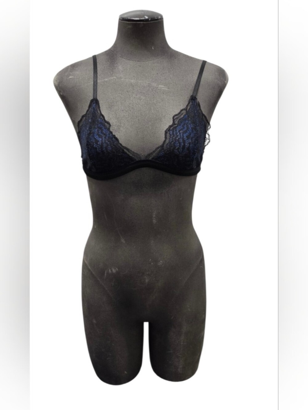 Aritizia Wilfred Size Large Black Lace Triangle Bralette with Subtle Navy Sheen